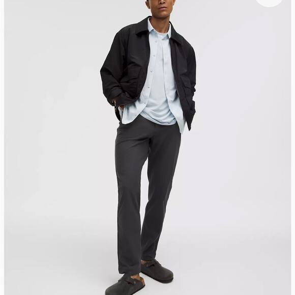 Lululemon ABC Classic-Fit 5 Pocket Pant 32L
Warpstreme Pants - Picture 3 of 13